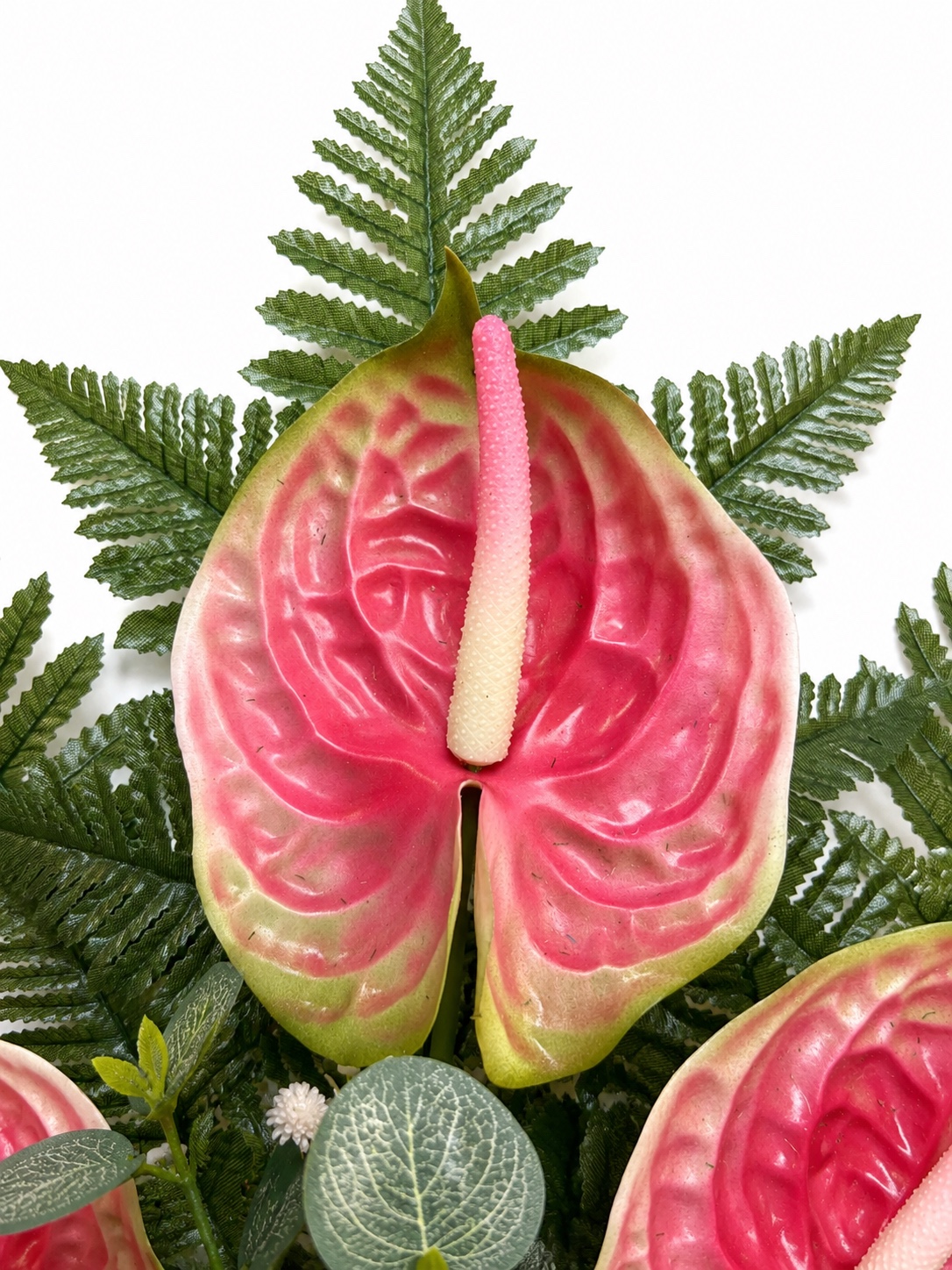 Mazzo di fiori artificiali per cimitero con 6 anthurium rosa in silicone - immagine 2