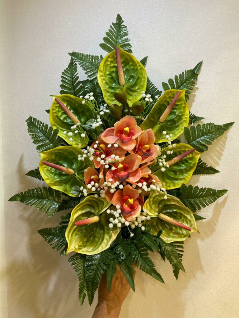 Fiori artificiali per cimitero mazzo di anthurium verdi e orchidee