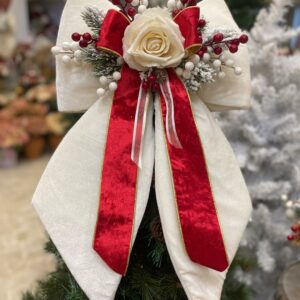 FIOCCO NATALIZIO IN VELLUTO PANNA CON BOCCIOLO DI ROSA IN VELLUTO PANNA E DECORI cm 60