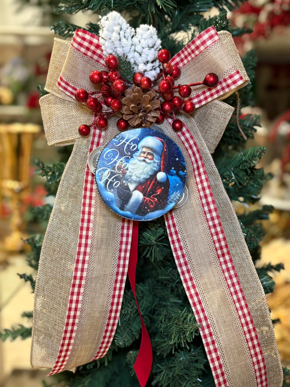 FIOCCO NATALIZIO STILE COUNTRY CON BACCHE, ABETE E TAMBURELLA DECORATIVA