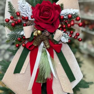 FIOCCO NATALIZIO IN VELLUTO TORTORA CON ROSA IN VELLUTO ROSSA E DECORI H cm 40