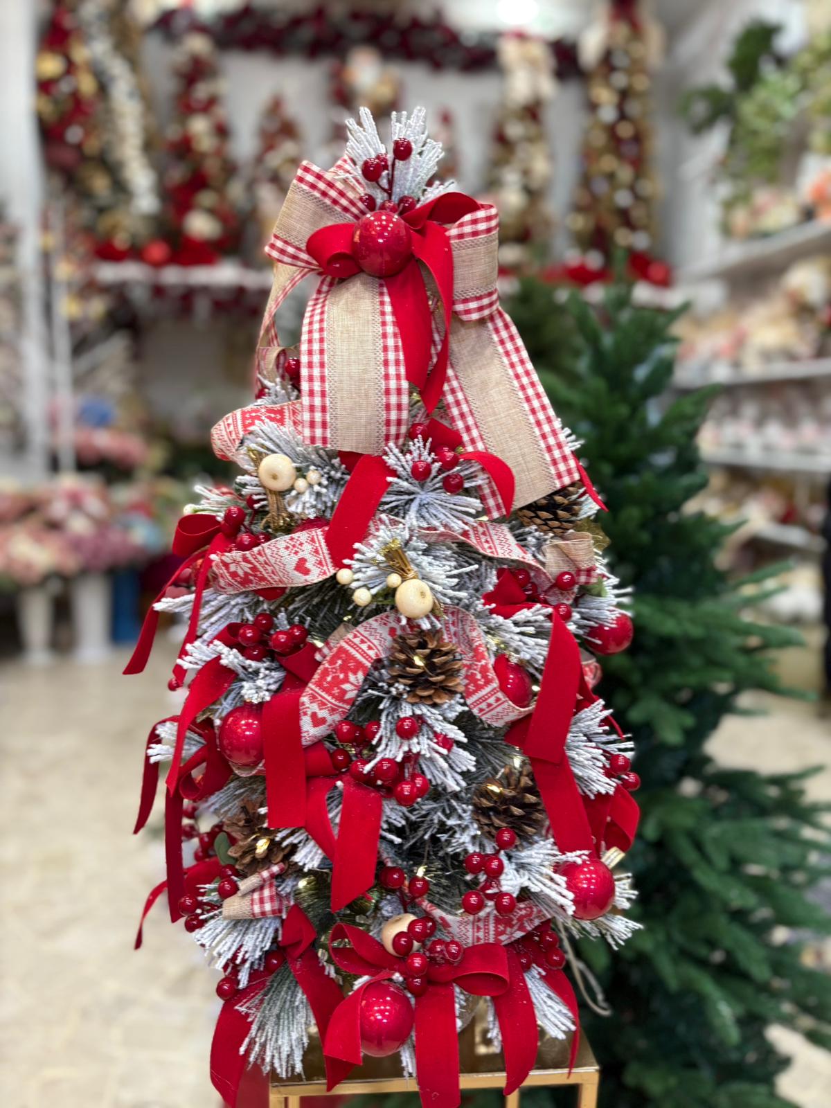 ALBERELLO NATALE INNEVATO CON DECORAZIONI ROSSE h cm 70