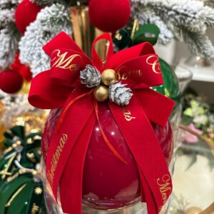 Pallina di Natale in vetro rossa, fiocco in velluto rosso con finimenti oro Ø 15