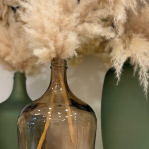 Vaso in vetro a forma di fiasco  con rami di pampas naturali h 55 cm
