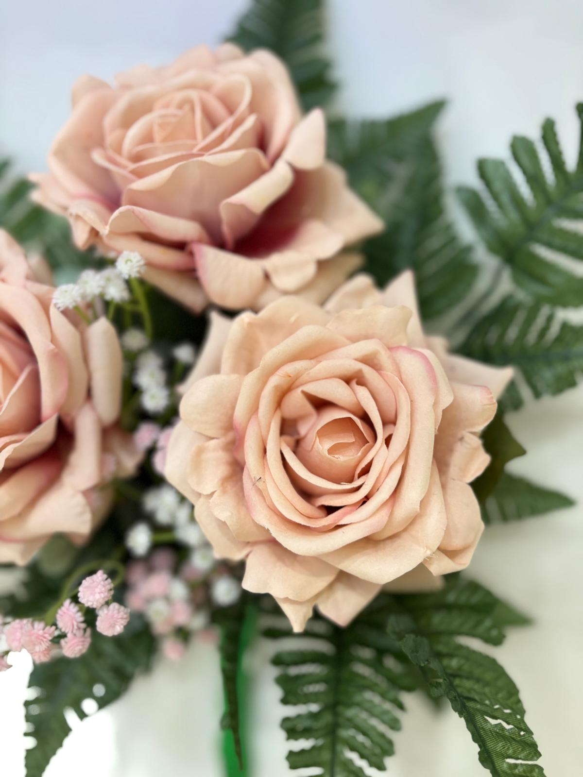 Mazzo di rose rosa artificiali per cimitero e loculi - immagine 2