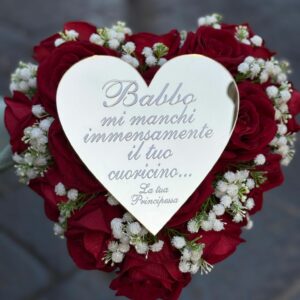 Cuore con fiori artificiali – Rose Rosse – Cuore con dedica